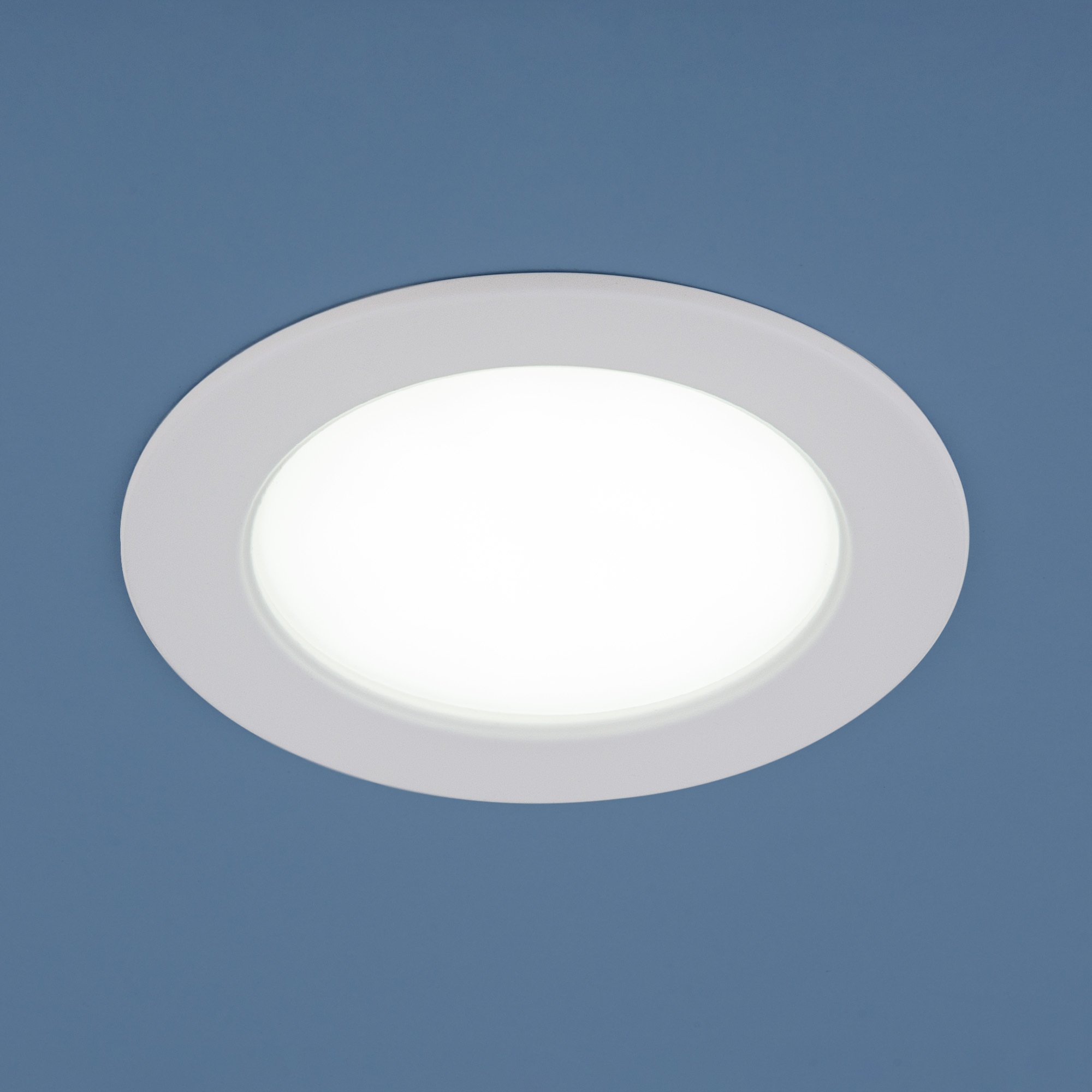 Светильник потолочный светодиодный встроенный в потолок. Elektrostandard 9911 led 6w WH белый. Встраиваемый светильник Elektrostandard 9911 led 6w WH. 9911 Led 6w WH белый. Elektrostandard 863 mr16 WH белый.