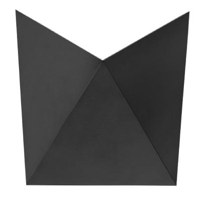 Настенный светильник Arte Lamp Busta A1609AP-1BK