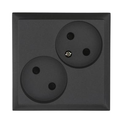 Розетка двойная без з/к, со шторками LK Studio LK80 843608-1 Розетка двойная без з/к, со шторками LK Studio LK80 843608-1