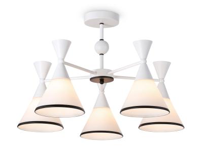 Потолочная люстра на штанге Ambrella light TRADITIONAL TR3165