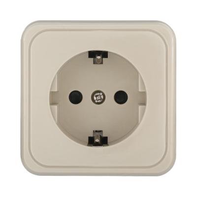 Розетка открытой установки с заземляющими контактами с защитными шторками LK Studio Standard 813201