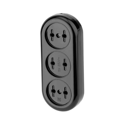 Колодка 3 гнезда карболитовая б/з REXANT 29160