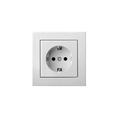 Розетка 2P+E Liregus Epsilon белый 28-0161