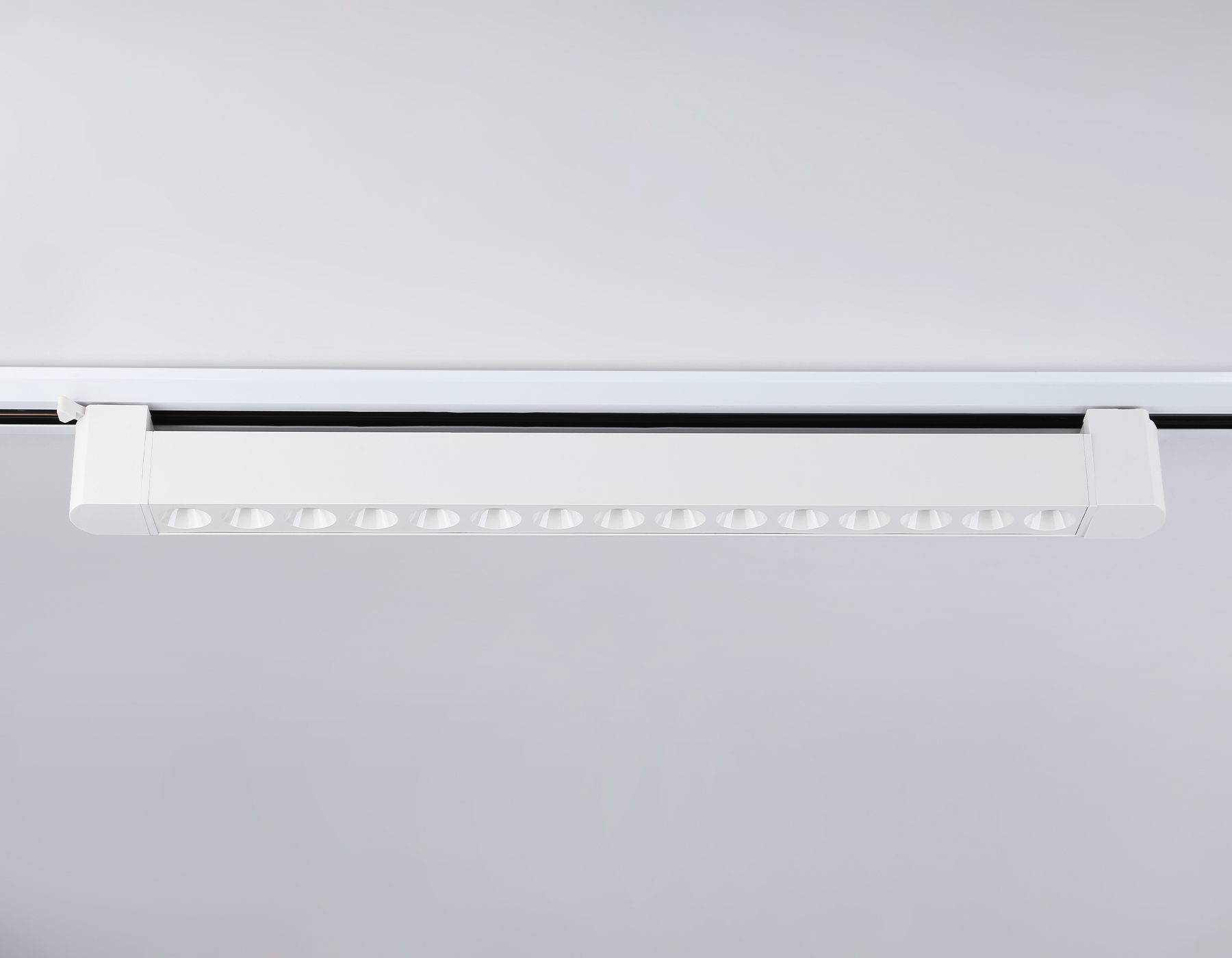 Трековый светильник Ambrella light TRACK SYSTEM GL6712 Трековый светильник Ambrella light TRACK SYSTEM GL6712