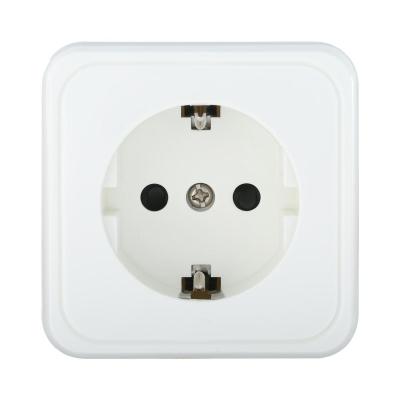 Розетка открытой установки с заземляющими контактами с защитными шторками LK Studio Standard 813204