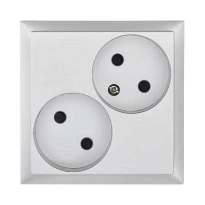 Розетка двойная без з/к, со шторками LK Studio LK80 843603-1 Розетка двойная без з/к, со шторками LK Studio LK80 843603-1