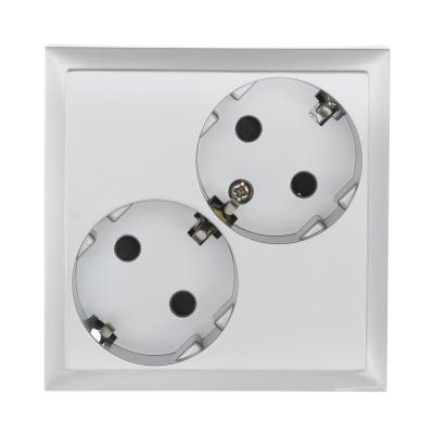 Розетка двойная с з/к, со шторками LK Studio LK60 863503-1 Розетка двойная с з/к, со шторками LK Studio LK60 863503-1