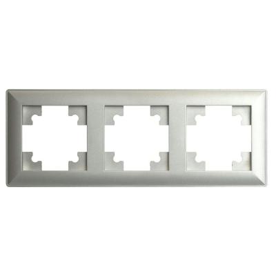 Рамка 3-постовая Stekker Катрин серебро 39799 Рамка 3-постовая Stekker Катрин серебро 39799