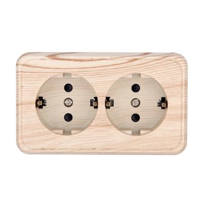 Розетка двойная открытой установки с заземляющими контактами с защитными шторками LK Studio Standard 813525