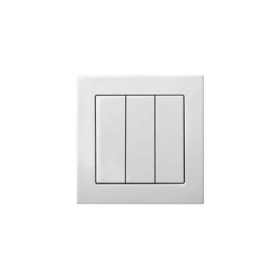Выключатель трехклавишный Liregus Epsilon белый 28-004 Выключатель трехклавишный Liregus Epsilon белый 28-004
